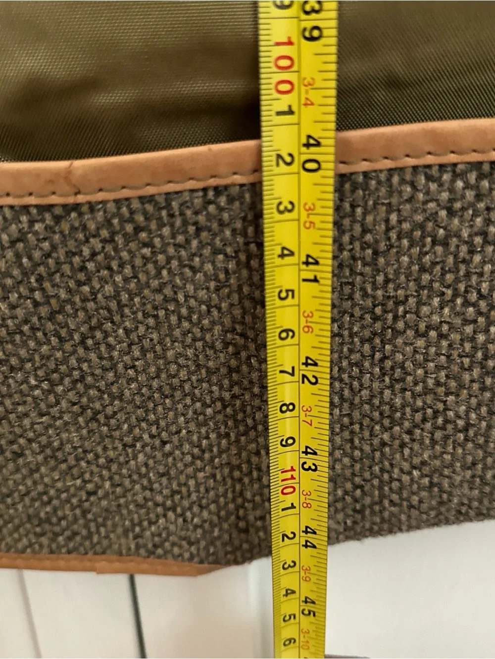 Hartmann Garment Bag for Men in Brown twill with Tan Trim
